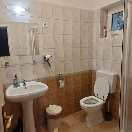 Ladver Guest house Heviz