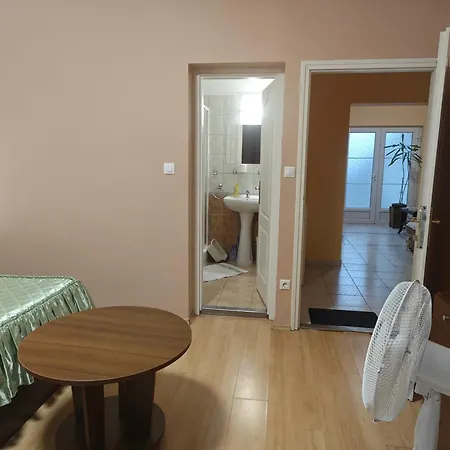 Ladver Guest house 3*