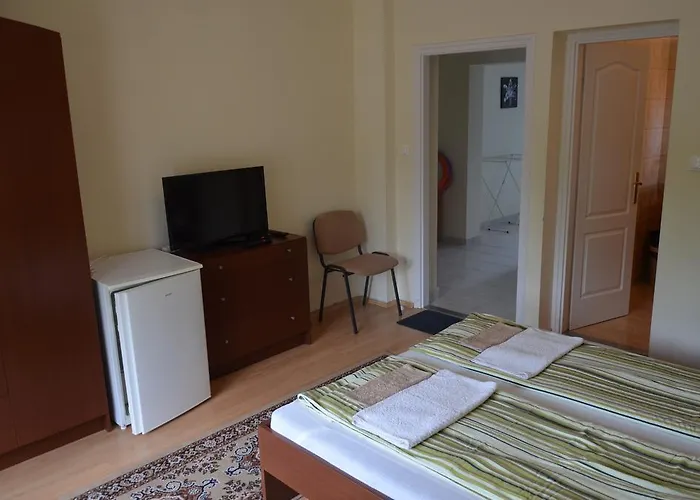 בית הארחה Ladver